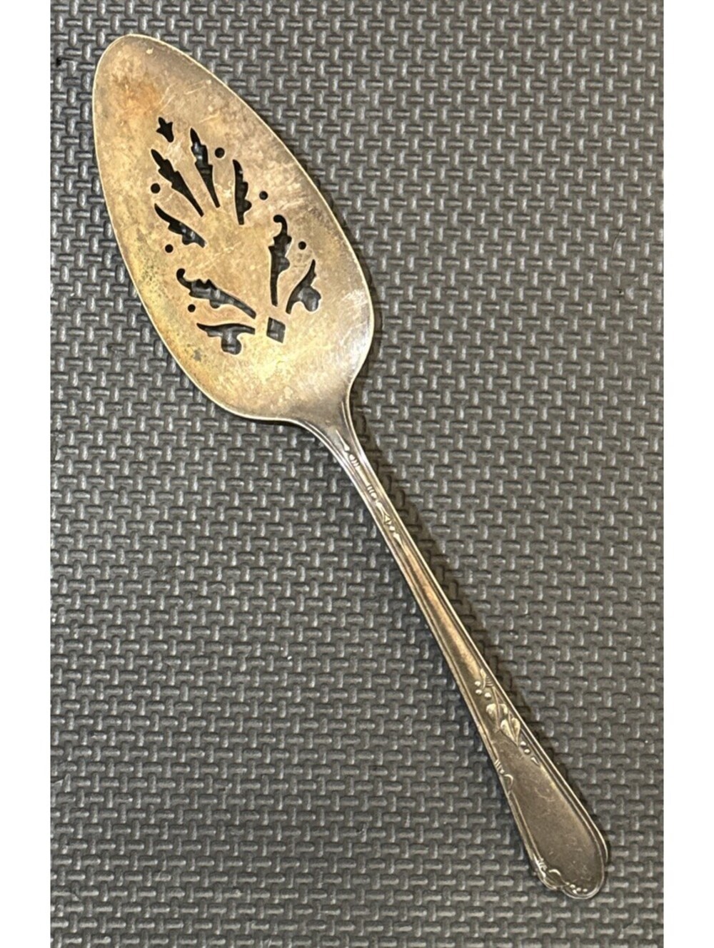 WM.A. Rogers A1 Plus Oneida LTD. SilverPlate MeadowBrook Heather Pie Cake Server